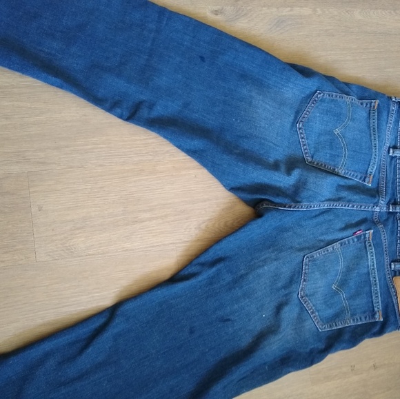 2/ $40 Levi's 559 Men Relaxed Fit Jeans - Picture 4 of 6